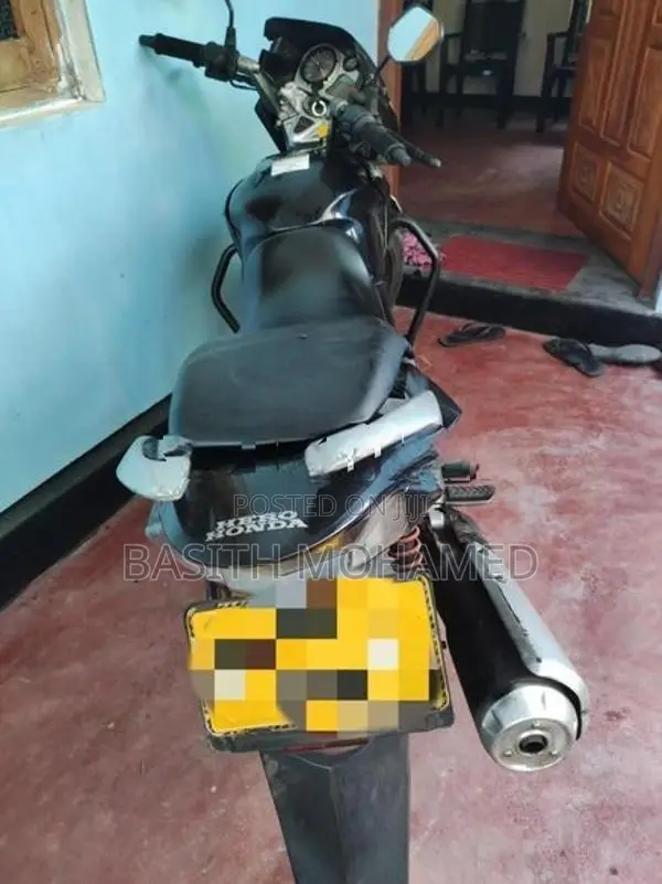 Hero CBZ Xtreme 2013