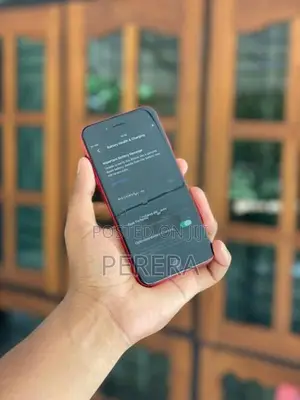 Apple iPhone SE 2 (Used)