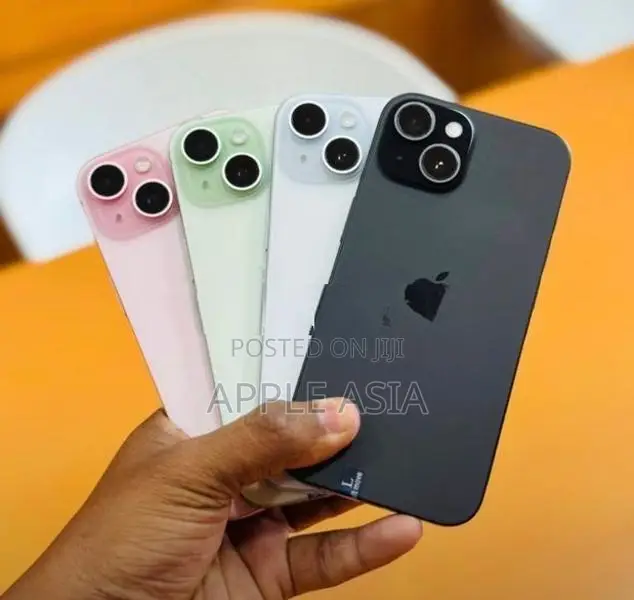 Apple iPhone 15 (Used)