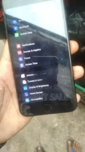 Apple iPhone 7 Plus (Used)