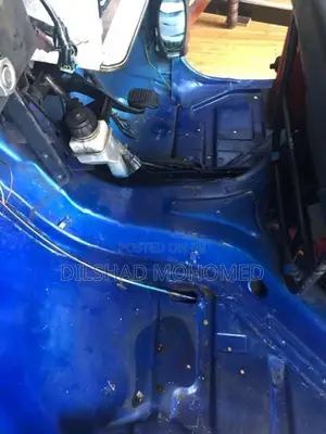 Bajaj RE 2013