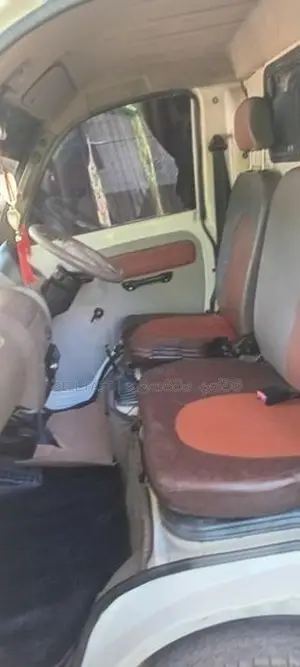 Mahindra Maxximo Maximo VX Lorry 2015