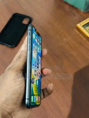 Apple iPhone 11 Gray (Used)