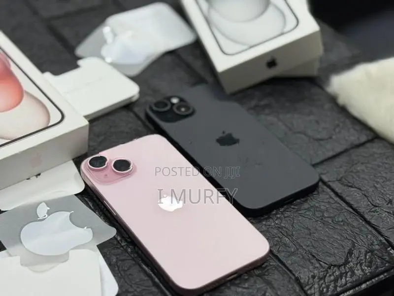 Apple iPhone 15 256GB (Used)