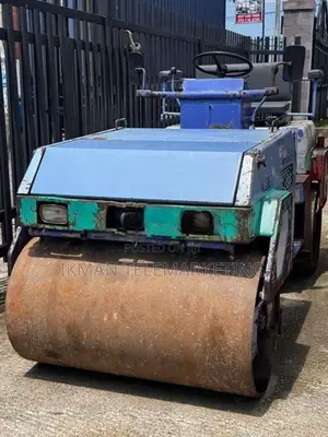 Komatsu 3.5 Ton Double Drum Vibration Roller