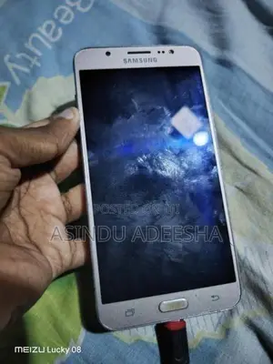 Samsung Galaxy J7 (Used)