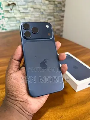 Apple iPhone 17 Pro Max 256GB XA (Used)
