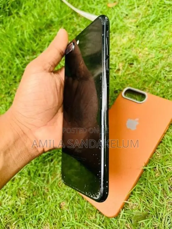 Apple iPhone 7 Plus (Used)