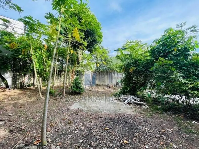 Water Facing Land for Sale Nugegoda