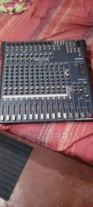 Yamaha MG 166CX