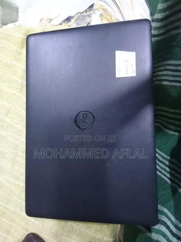 Dell vostro 15 3000 Laptop