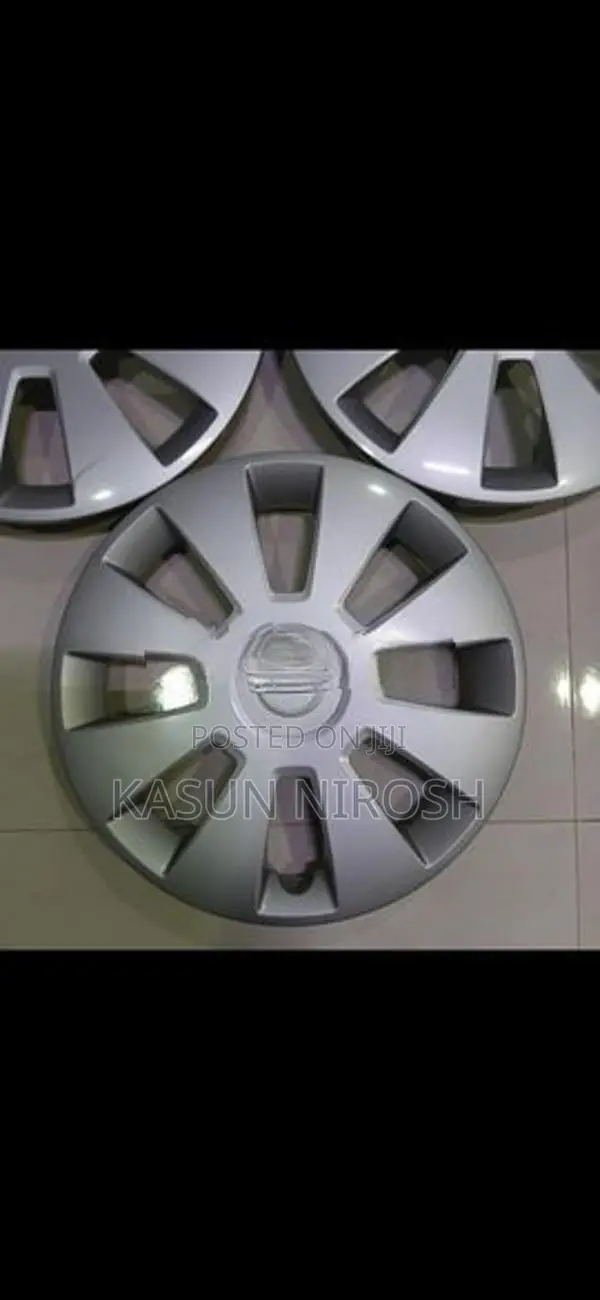 Nissan Clipper 12" inches Rim Cup
