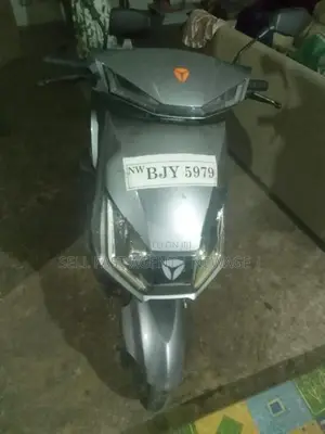 Yadea T5 2025