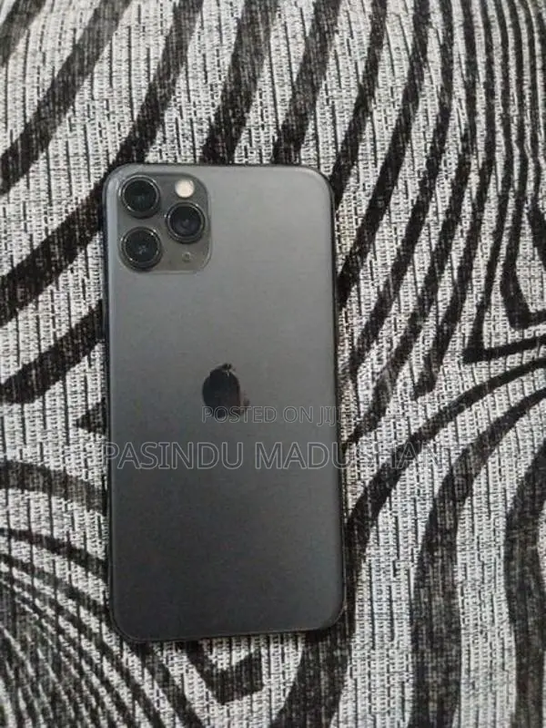 Apple iPhone 11 Pro (Used)