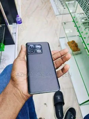 OnePlus 10 Pro (Used)