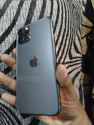 Apple iPhone 11 Pro (Used)