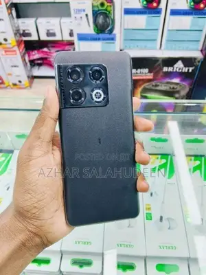 OnePlus 10 Pro (Used)