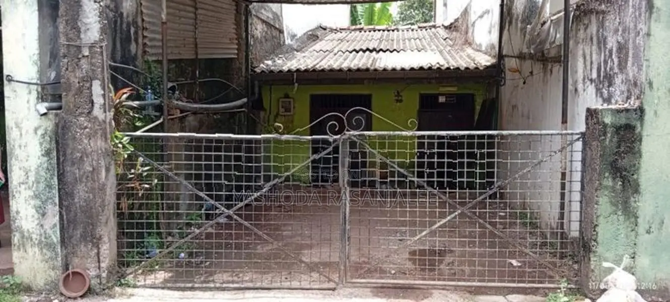 Land with House for Sale nugegoda