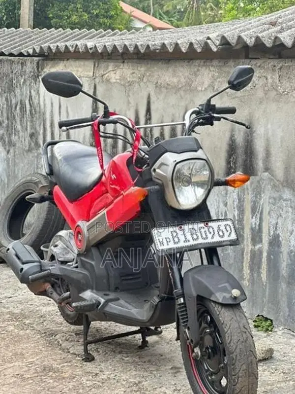 Honda Navi 2017