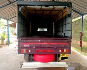 Mahindra Bolero 2011