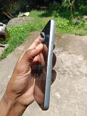 Samsung Galaxy S23 FE (Used)