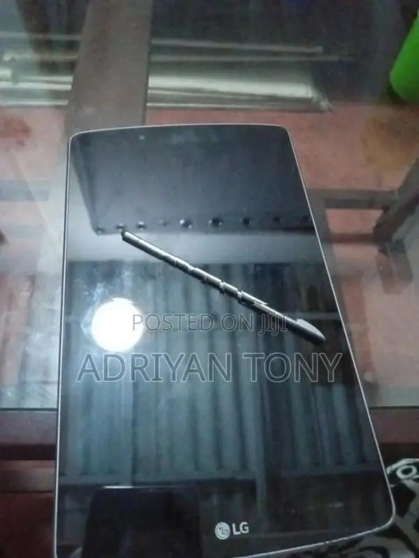 LG V495 (Used)
