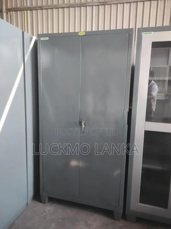 New 6x3 Size Steel Office Cupboard (Yy3)
