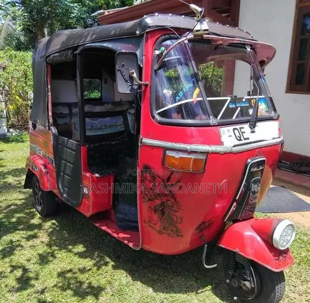 Bajaj RE 2006