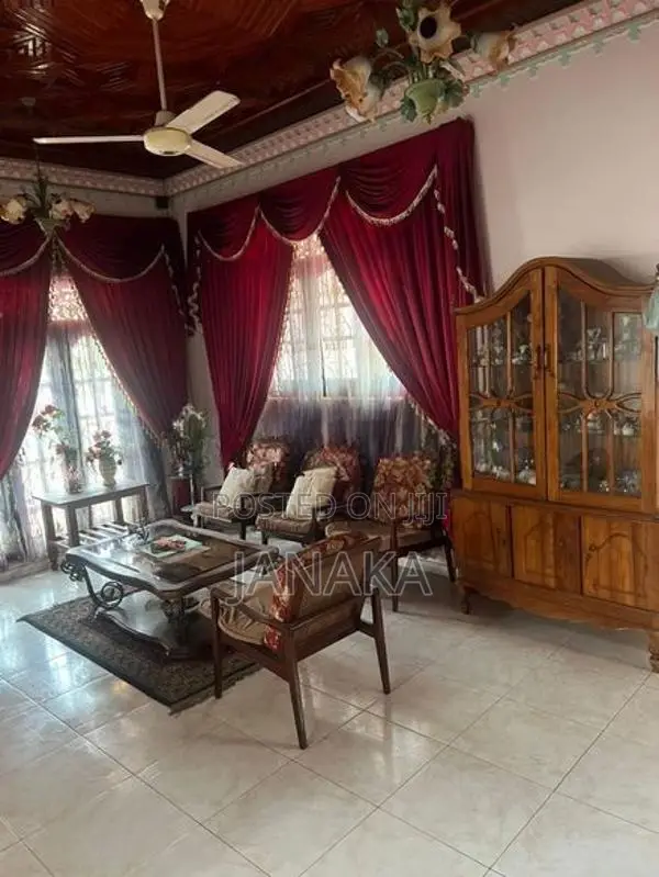 Two Storey House for Sale in Katuneriya