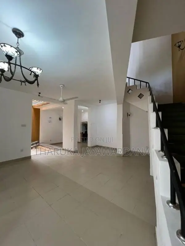 Two Story House for Rent Nugegoda