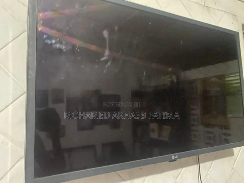LG TV 32 inch Smart (Used)
