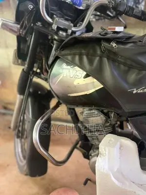 TVS Victor 2005
