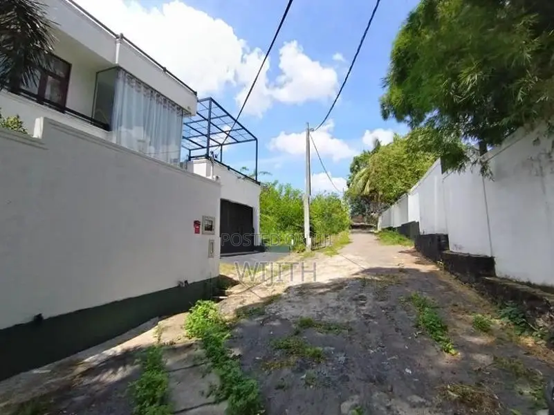 Land for Sale Talawatugoada Jothikaramaroad