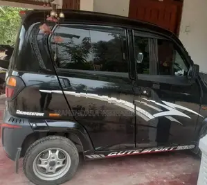 Bajaj Qute 2019