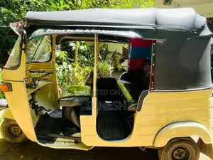 Bajaj RE 2004