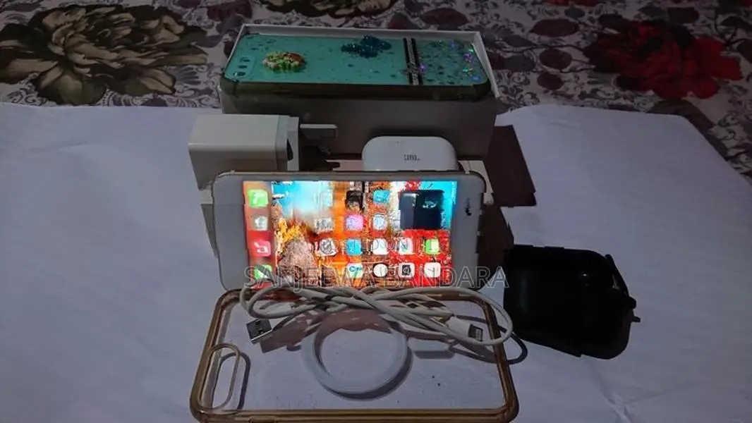 Apple iPhone 7 Plus (Used)