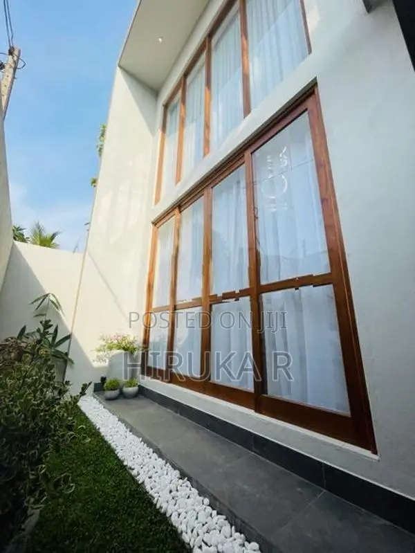 Brand New Luxury House in Maharagama Town