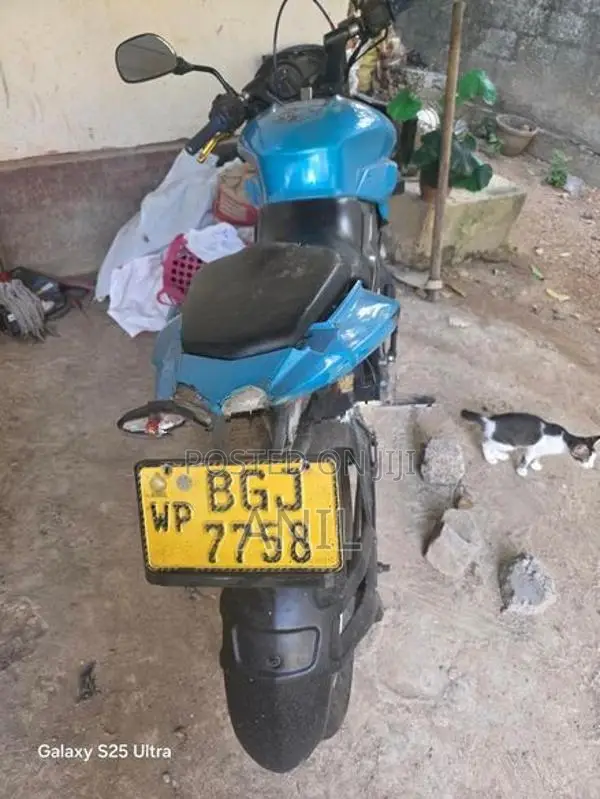 Bajaj Pulsar NS160 2018