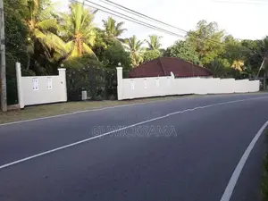 House with Property for Sale Mawanella