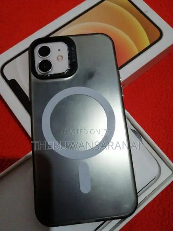 Apple iPhone 12 (Used)