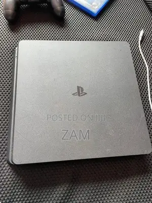 PS4 Slim 500GB
