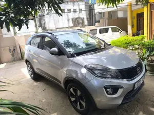 Tata Nexon XZA+ 2018