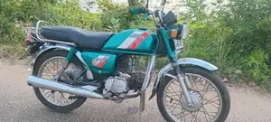 Hero CD 100 2003