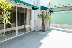 5 Bedrooms House for Rent Colombo 7