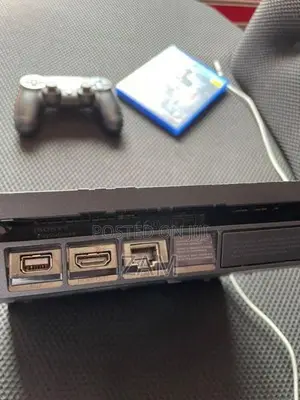 PS4 Slim 500GB