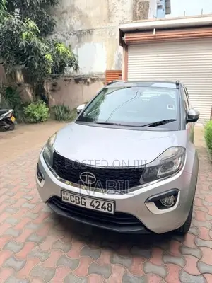 Tata Nexon XZA+ 2018