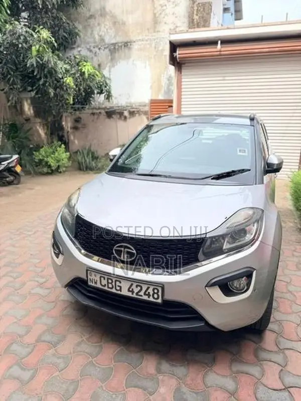 Tata Nexon XZA+ 2018