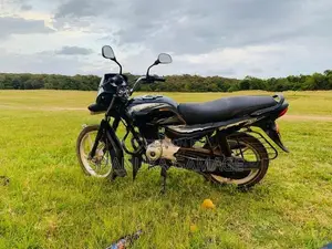 Bajaj Platina Black 2018
