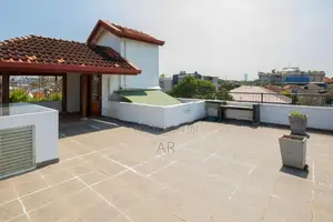 5 Bedrooms House for Rent Colombo 7