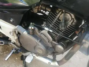 Bajaj Pulsar 180 2009